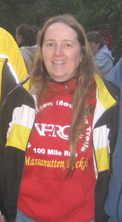 Debbie at her aid station at the 2007 MMT